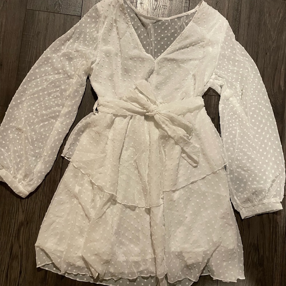 Women’s White Dress